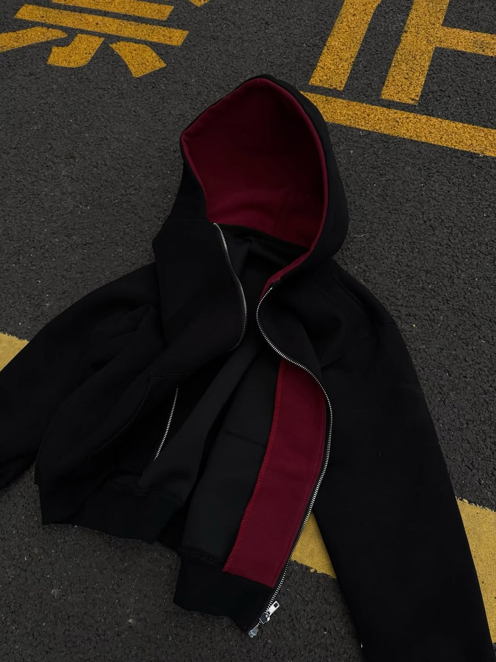 Contrast Lined Zip-Up Hoodie