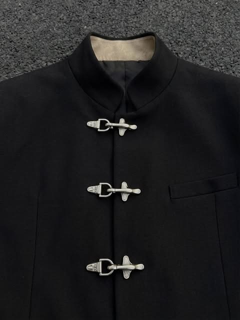 Cropped Fireman Clasp Tailored Blazer