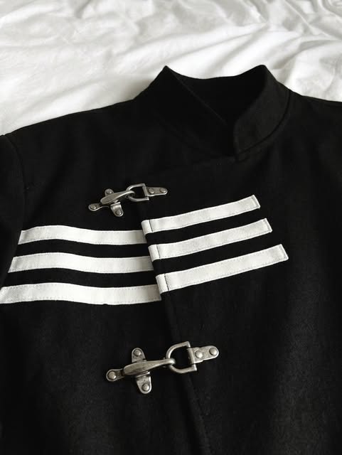 Triple-Striped Fireman Clasp Fencing Jacket